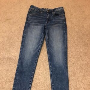 American Eagle Hi-Rise Super Stretch Jeggings